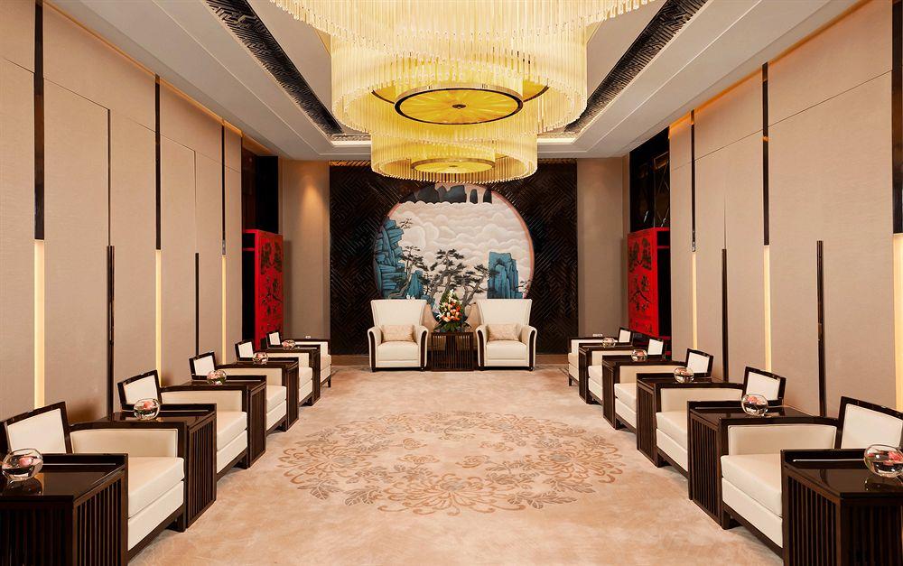 Sheraton Changchun Jingyuetan Hotel Exteriör bild