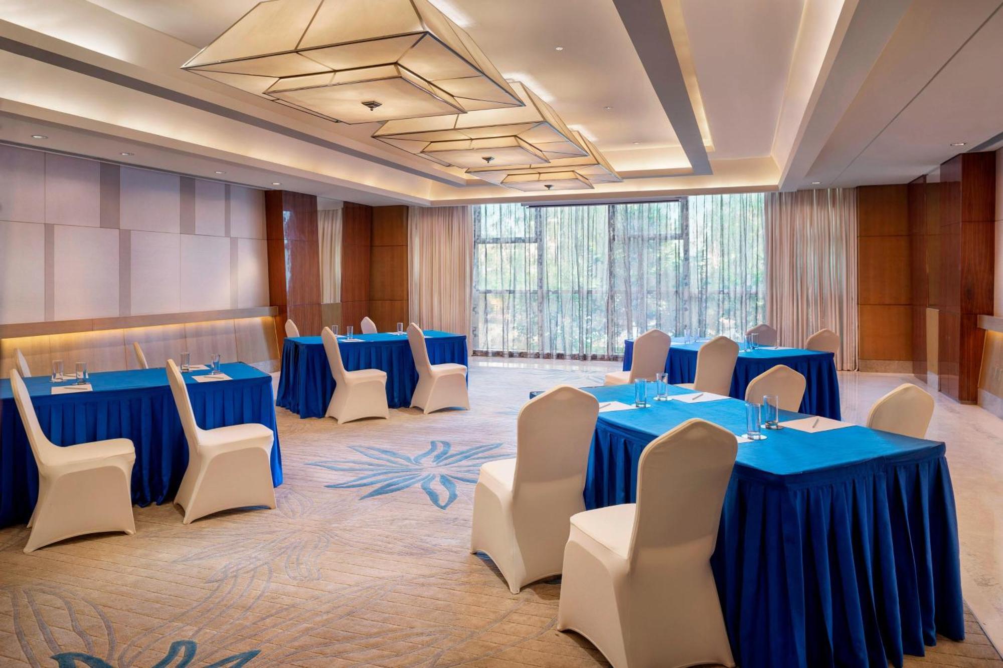 Sheraton Changchun Jingyuetan Hotel Exteriör bild