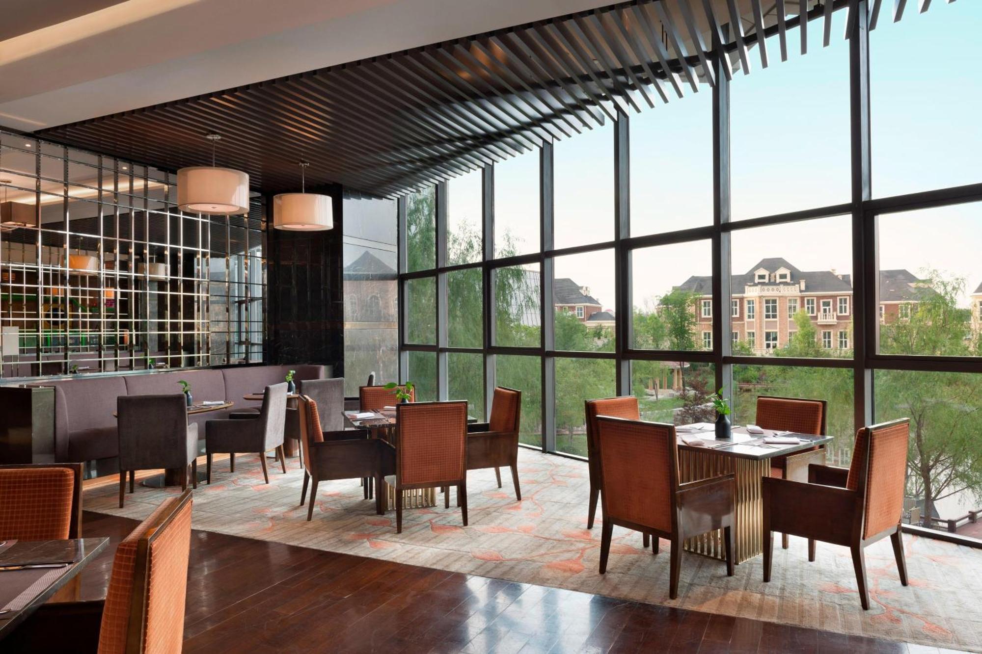Sheraton Changchun Jingyuetan Hotel Exteriör bild