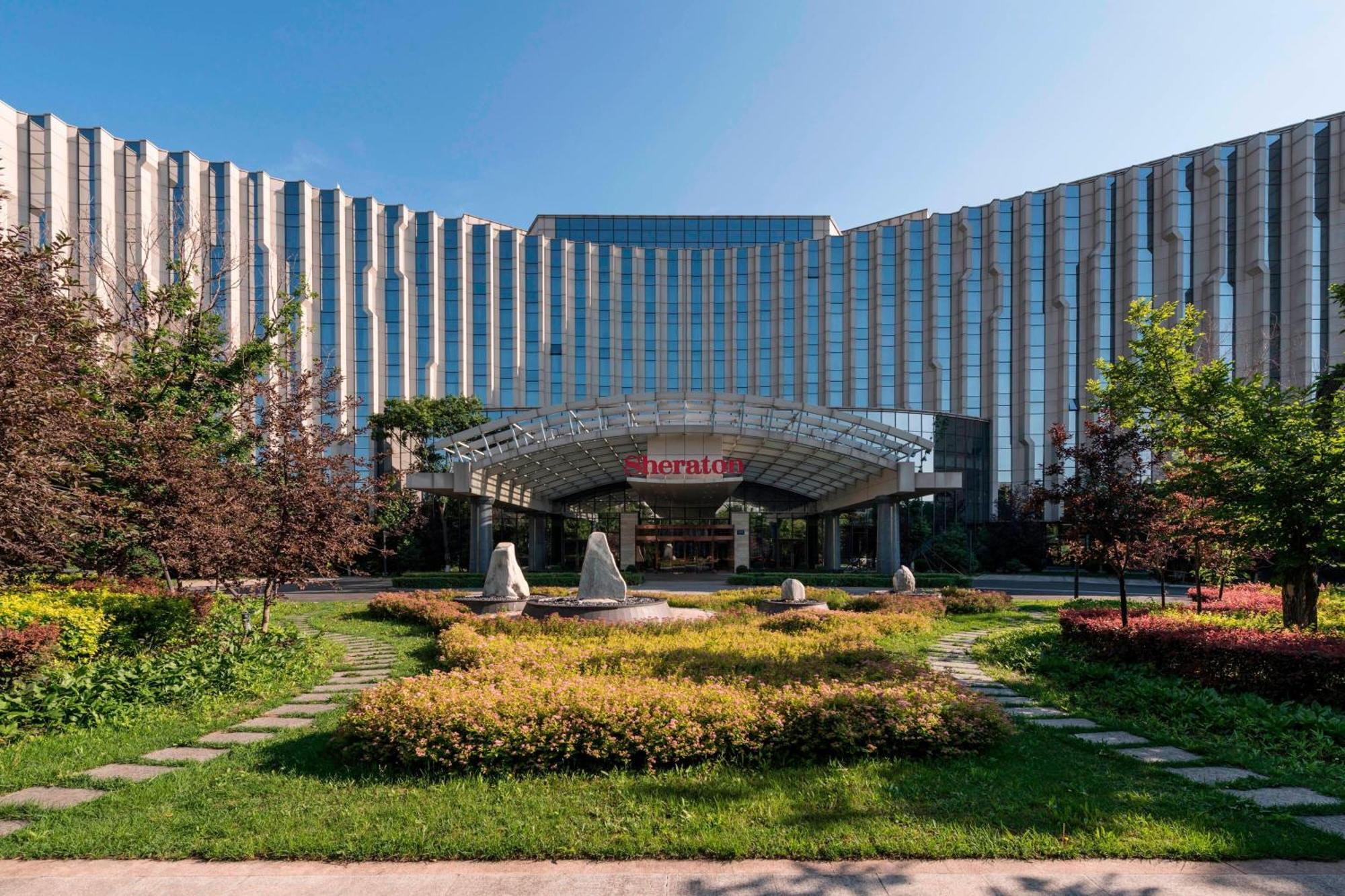 Sheraton Changchun Jingyuetan Hotel Exteriör bild