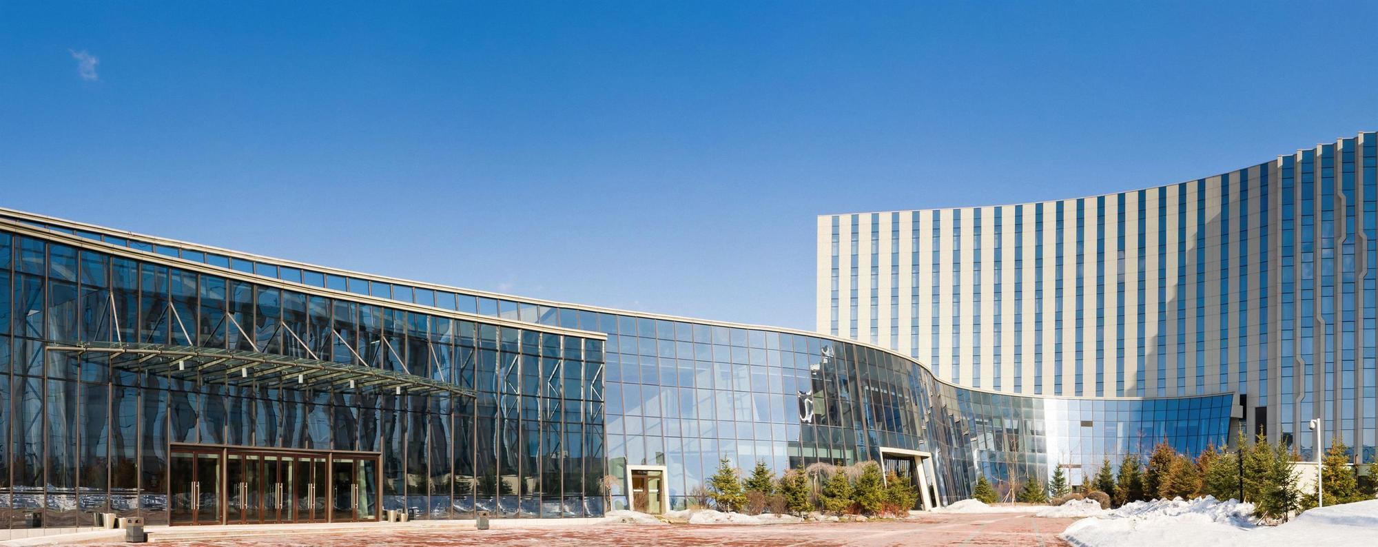 Sheraton Changchun Jingyuetan Hotel Exteriör bild