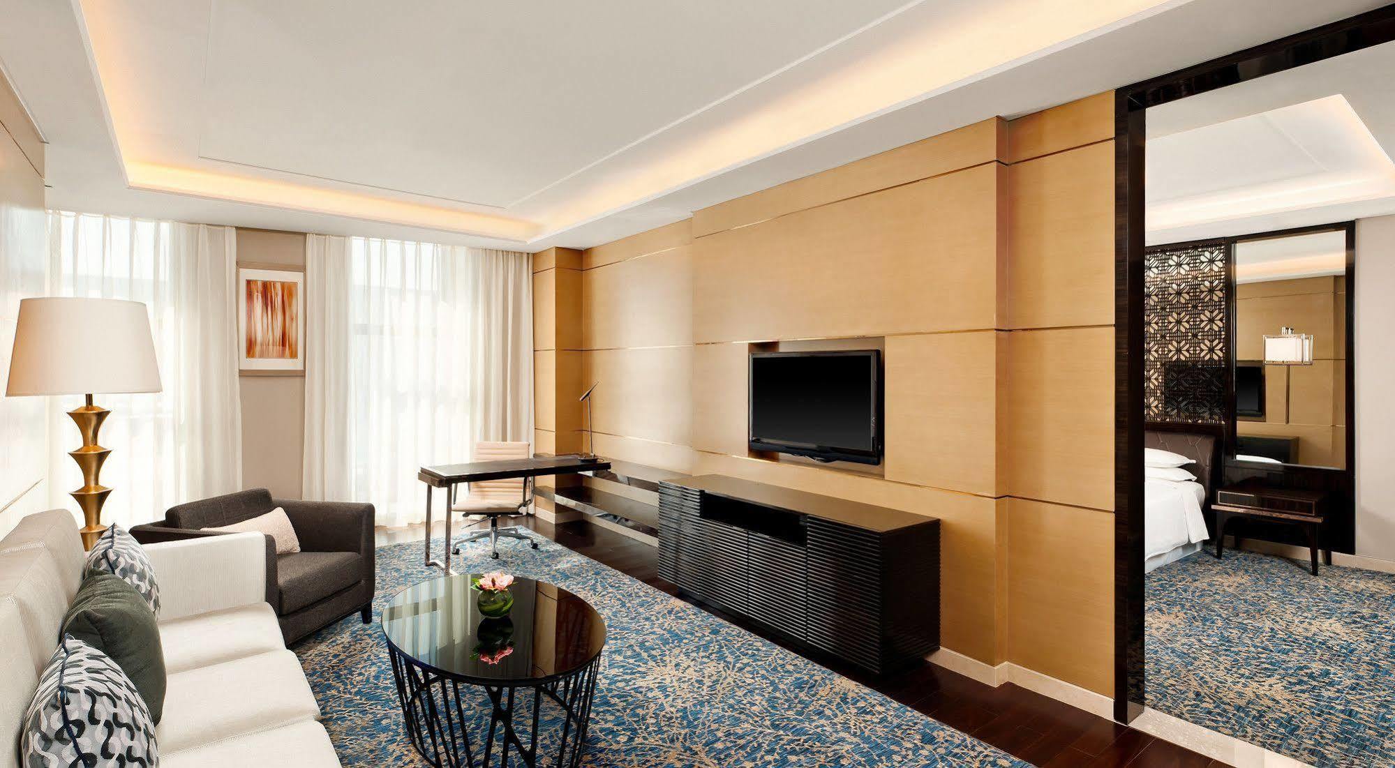 Sheraton Changchun Jingyuetan Hotel Exteriör bild