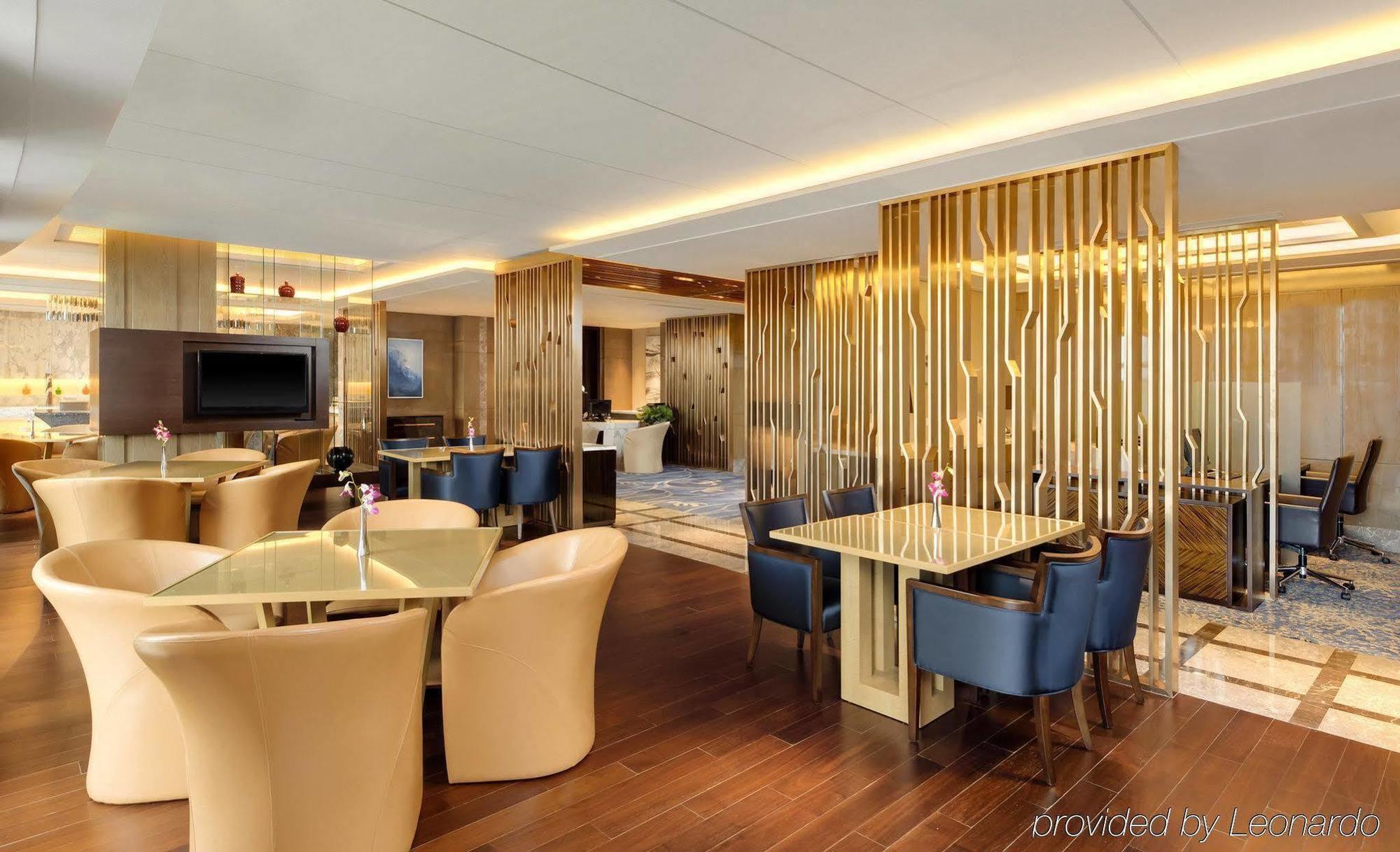 Sheraton Changchun Jingyuetan Hotel Exteriör bild